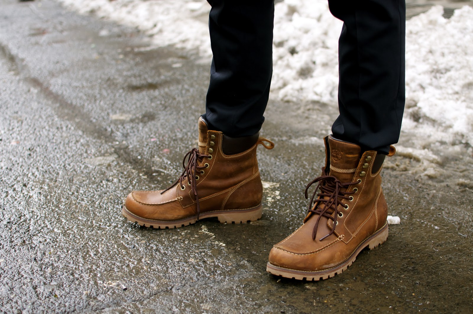 Boots-for-Cold-Weather